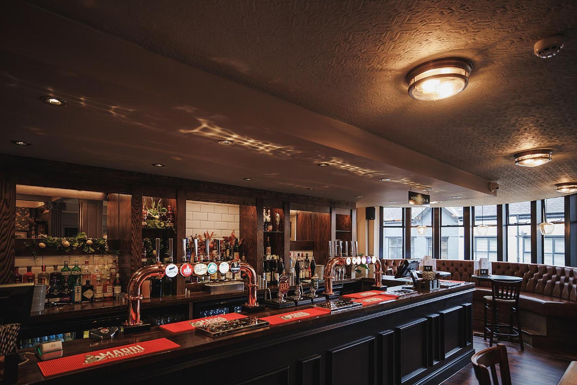 The Dukeries Lodge, Edwinstowe, Nottinghamshire ภายนอก รูปภาพ