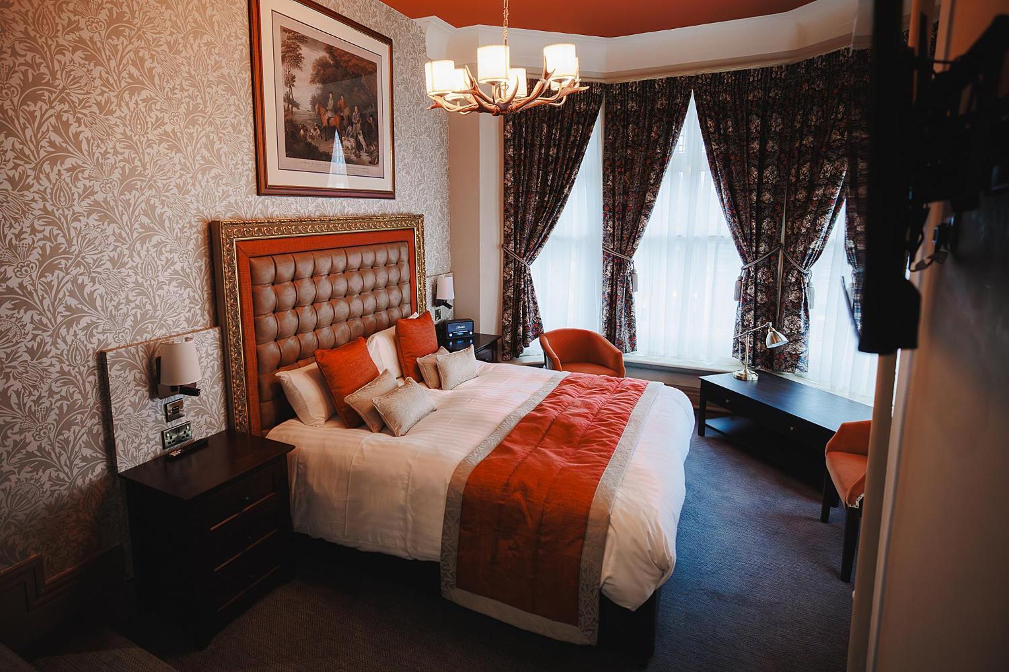 The Dukeries Lodge, Edwinstowe, Nottinghamshire ภายนอก รูปภาพ