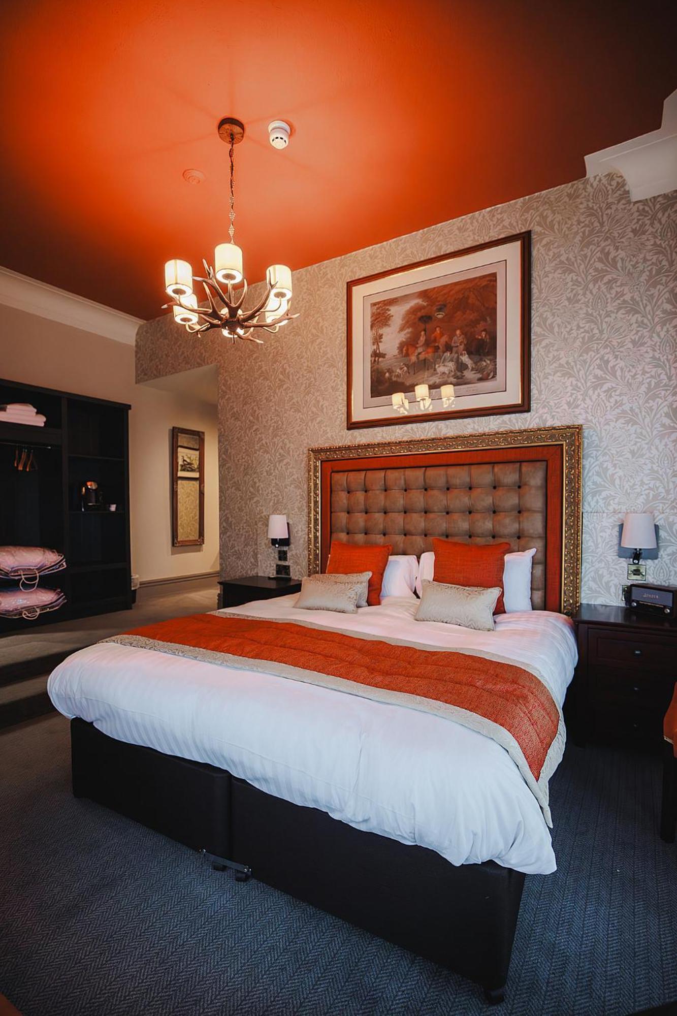 The Dukeries Lodge, Edwinstowe, Nottinghamshire ภายนอก รูปภาพ